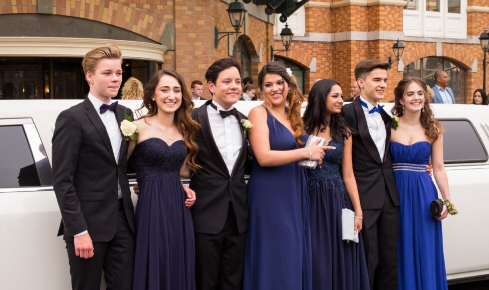 prom-limos-and-party-bus-rentals-Divine-Limousine-Utah prom-limos-and-party-bus-rentals-Divine-Limousine-Utah
